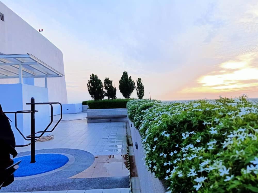 Al Zahra Homestay By Troika Kota Bharu "Stay In Style, Sleep In Comfort" Zimmer foto